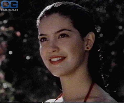 Phoebe Cates’ Iconic Nude Scene A.I. Enhanced